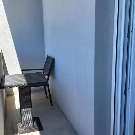 Ilios Properties In Apartment *